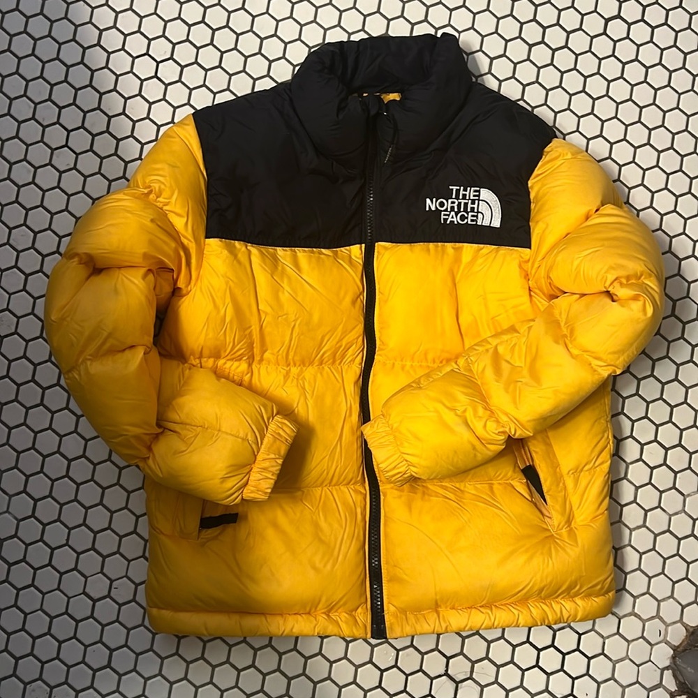 The North Face YELLOW winter puffer!💛 youth 10/12